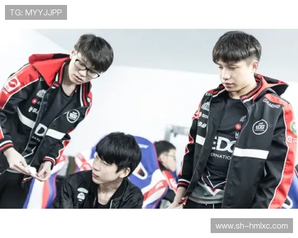 深入分析RNG战队防反策略的核心要素与实战应用 深入分析RNG战队防反策略的核心要素与实战应用