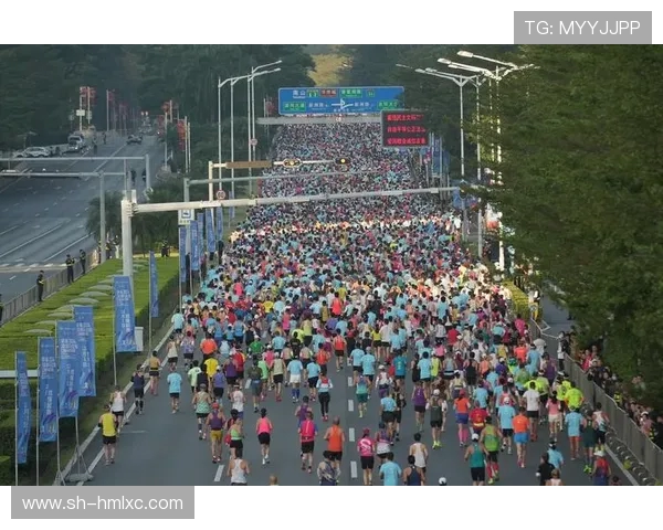 深圳攀岩队在城市马拉松中的拼搏与成长历程揭秘 深圳攀岩队在城市马拉松中的拼搏与成长历程揭秘