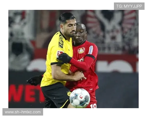 埃门与阿尔克马尔精彩对决结果揭晓球迷热议比赛亮点与表现分析