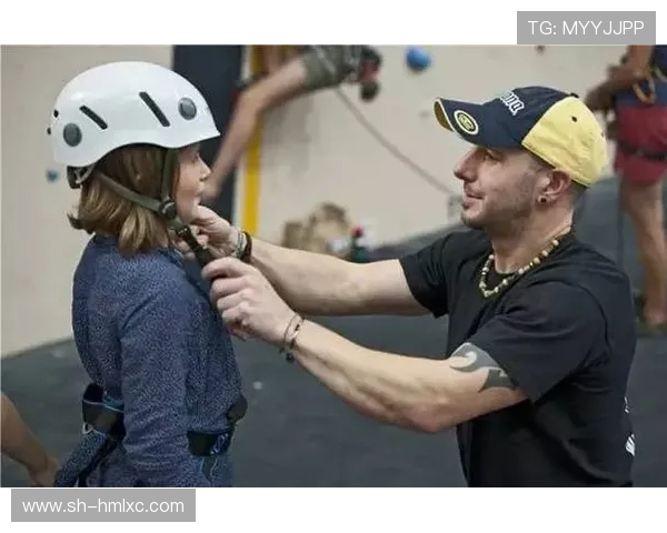 专访攀岩高手杨伟探寻成功背后的秘诀与心路历程